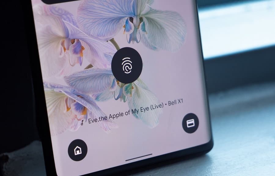 Google Pixel 6 Pro Now Playing Watermarked - Η Google εξηγεί γιατί ο σαρωτής δακτυλικών αποτυπωμάτων του Pixel 6 είναι δυσλειτουργικός