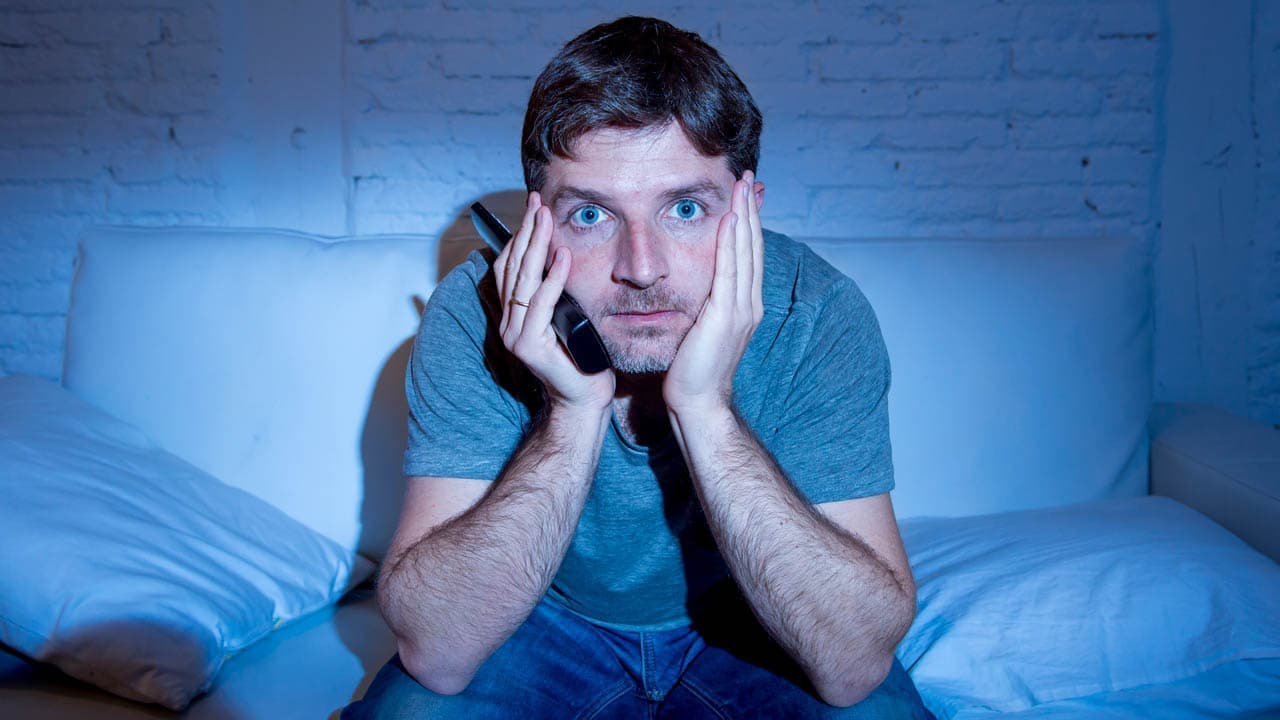 nm binge watching feature - Πότε το binge-watching μπορεί να γίνει πραγματικός εθισμός;