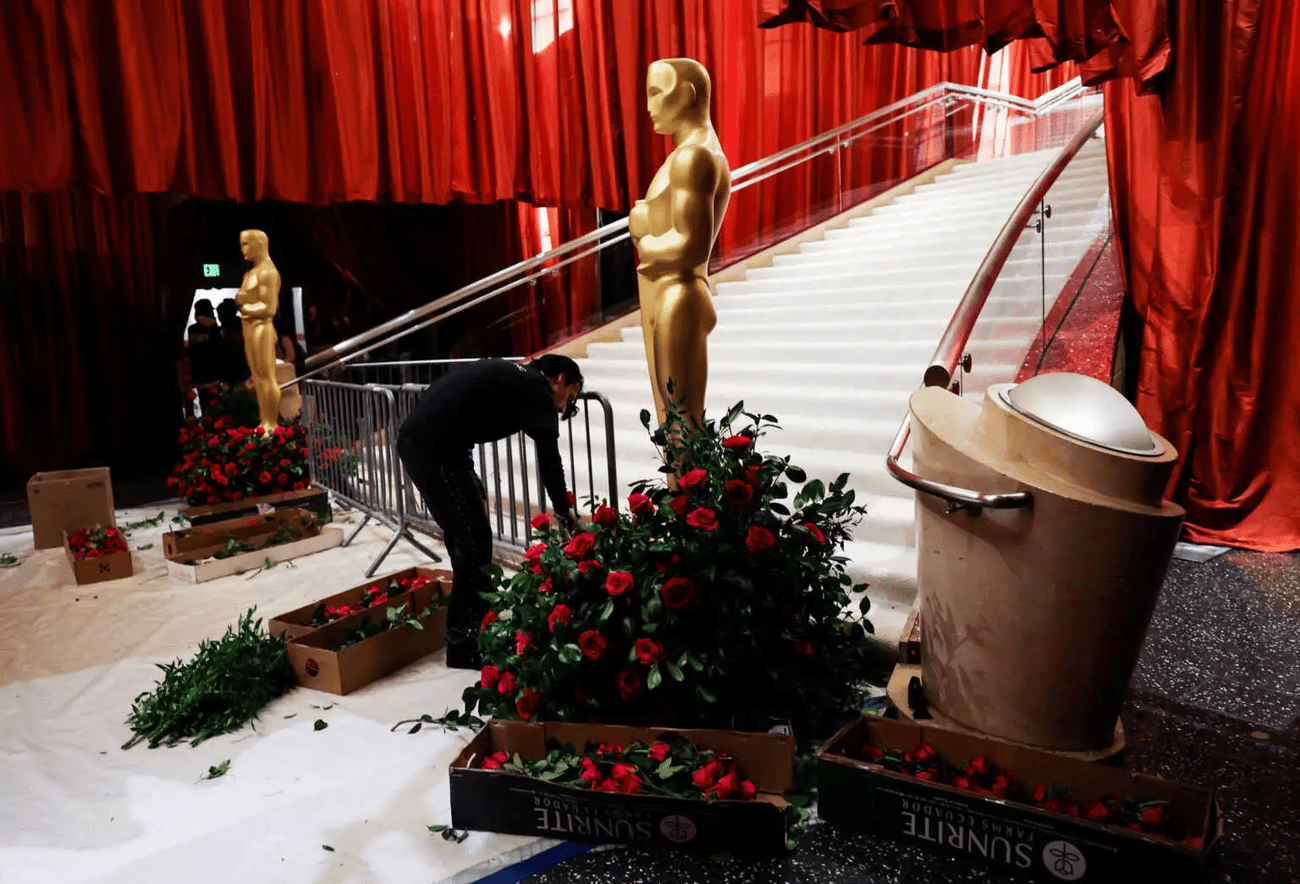 CZ6PeS7 - Oscars 2023: Πυρετώδεις προετοιμασίες στο Dolby Theatre - Τι θα δούμε στην λαμπερή βραδιά