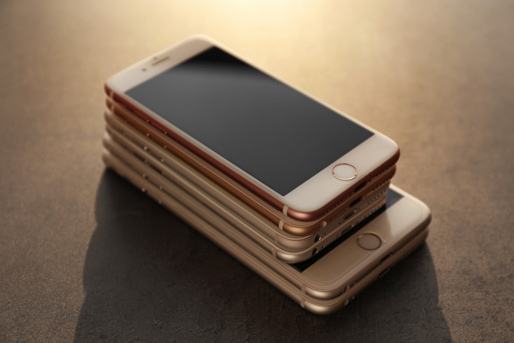 Η ιστορία των κινητών, από τις… «παντόφλες» μέχρι τα smartphones - Οικονομικός Ταχυδρόμος