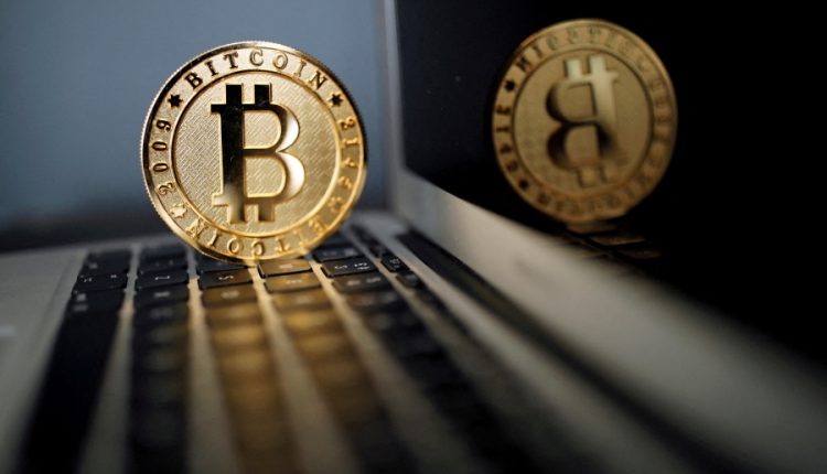 Ράλι στο bitcoin: Ενισχύεται πάνω από 16% - Έφτασε τα 23,884 χιλ. δολάρια