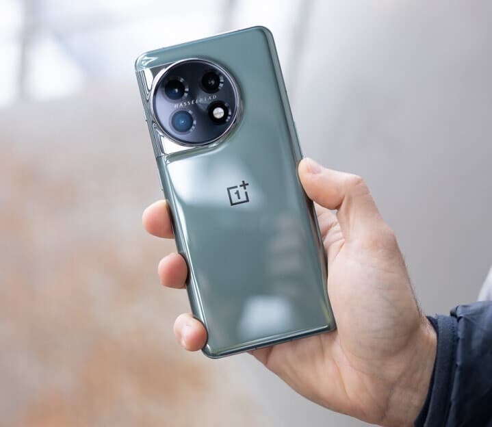 Το Android 14 Beta 1 είναι διαθέσιμο για να αναβοσβήνει σε ορισμένες εκδόσεις του OnePlus 11 5G - Το OnePlus 11 5G μπορεί να ενταχθεί στο πρόγραμμα Android 14 Beta, αλλά δεν είναι καλή ιδέα