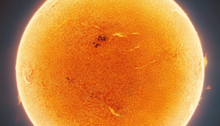 Μπορείτε να βρείτε τον Διεθνή Διαστημικό Σταθμό σε αυτή την εικόνα του Ήλιου;