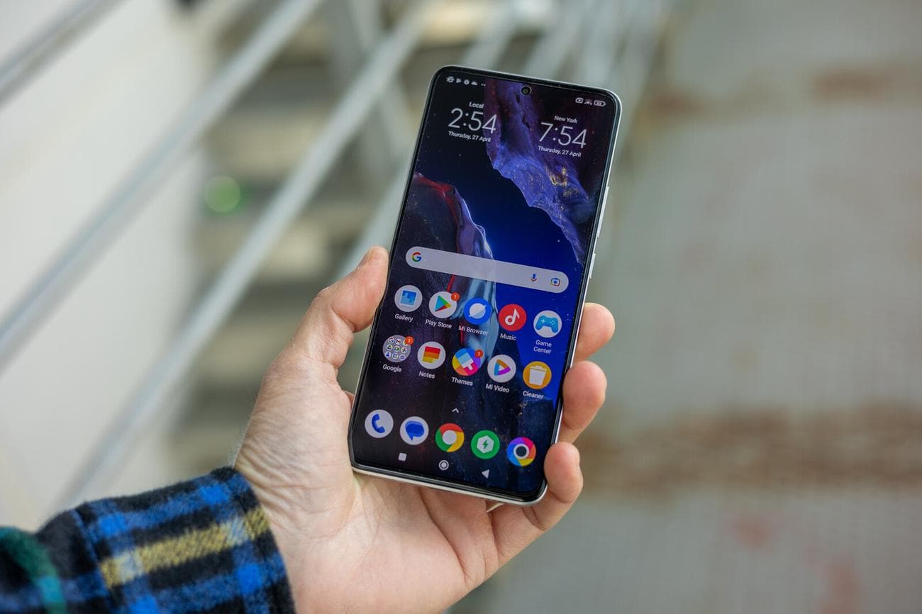 (Image credit - PhoneArena) - Poco F5 Pro review
