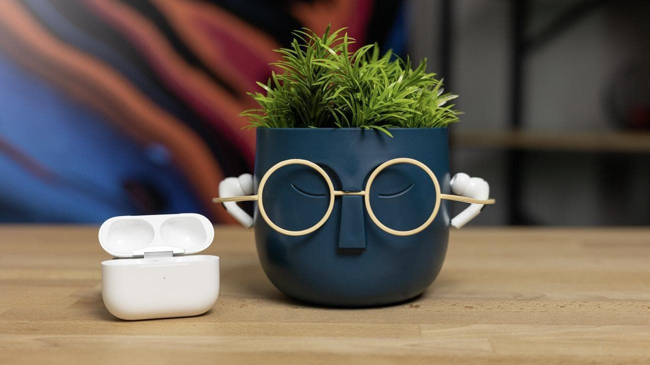 Apple AirPods Pro 2, Image Credit - PhoneArena - Προσφορές Best Buy Prime Day 2023: Ποιες τεχνολογικές προσφορές να περιμένετε;