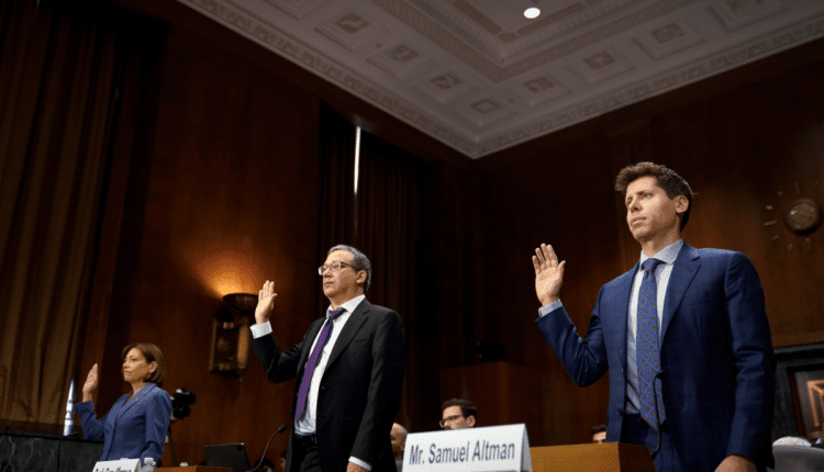 Psst, ο Gary Marcus είναι στην ευχάριστη θέση να βοηθήσει στη ρύθμιση της τεχνητής νοημοσύνης για λογαριασμό της κυβέρνησης των ΗΠΑ