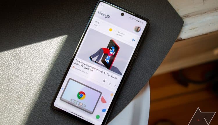 google-pixel-7a-discover-feed-hero