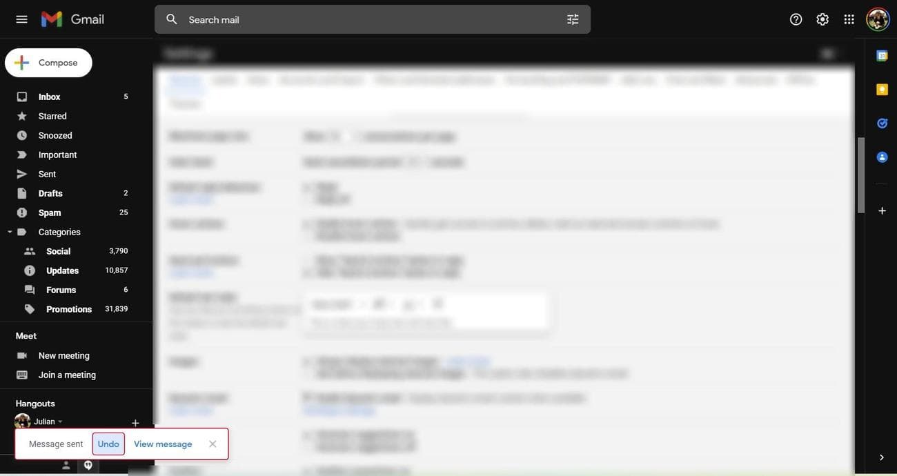 Τα εισερχόμενα του Gmail με ένα πλαίσιο διαλόγου 