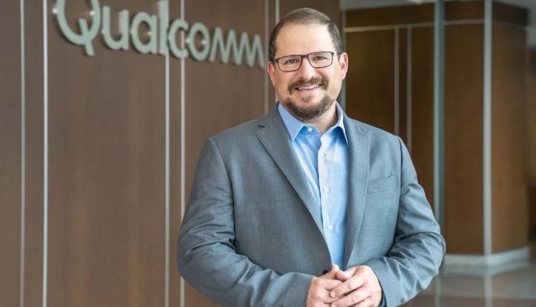 Αμον (CEO Qualcomm): H τεχνητή νοημοσύνη θα αλλάξει ριζικά από κινητά έως αυτοκίνητα - Οικονομικός Ταχυδρόμος