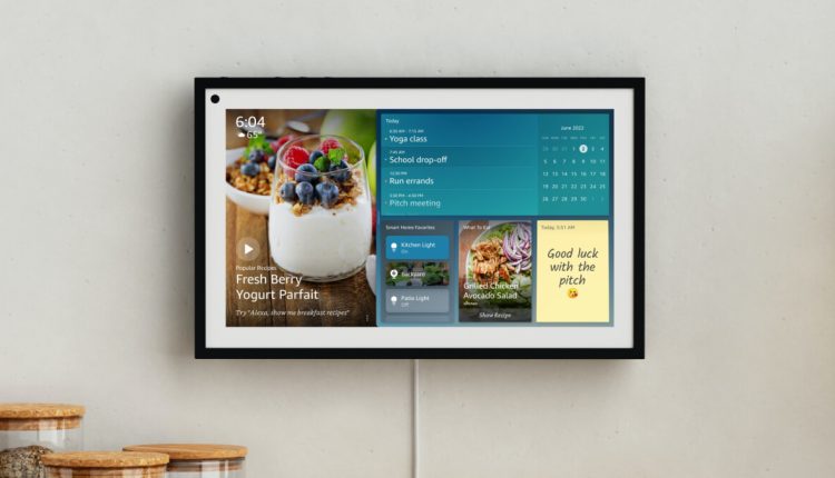 Αποκτήστε τις έξυπνες οθόνες Echo Show 10 και Echo Show 15 της Amazon στις χαμηλότερες τιμές τους για το 2023