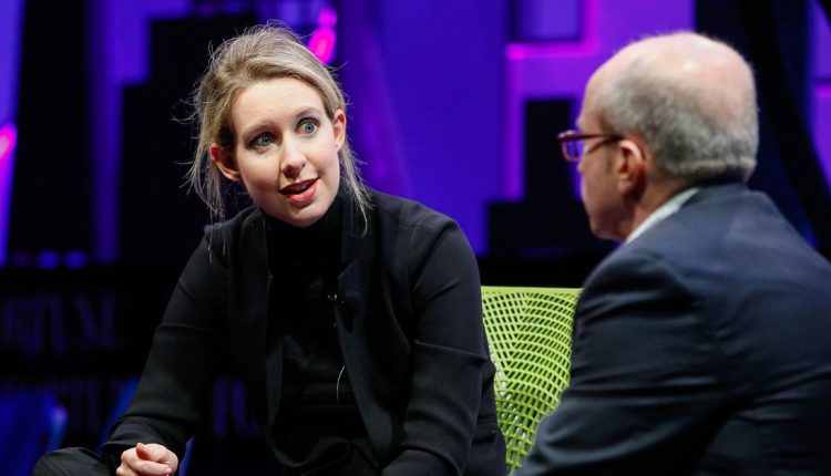 Δίκη της Elizabeth Holmes του Theranos: νέα, ενημερώσεις και πολλά άλλα
