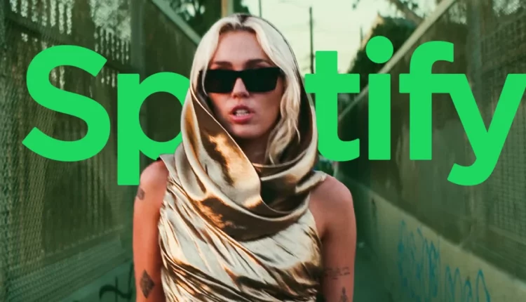 Η Miley Cyrus διέλυσε ένα απίθανο ρεκόρ στο Spotify με την επιτυχία της, 'Flowers'