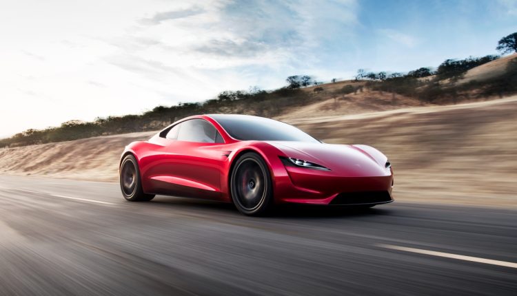 Η παραγωγή της Tesla Roadster αναβλήθηκε ξανά
