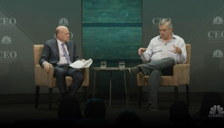 Ο Eddy Cue λέει ότι η Apple κάνει μόνο πράγματα για τα οποία ενδιαφέρονται οι καταναλωτές, πριν από την ανακοίνωση του Reality Pro