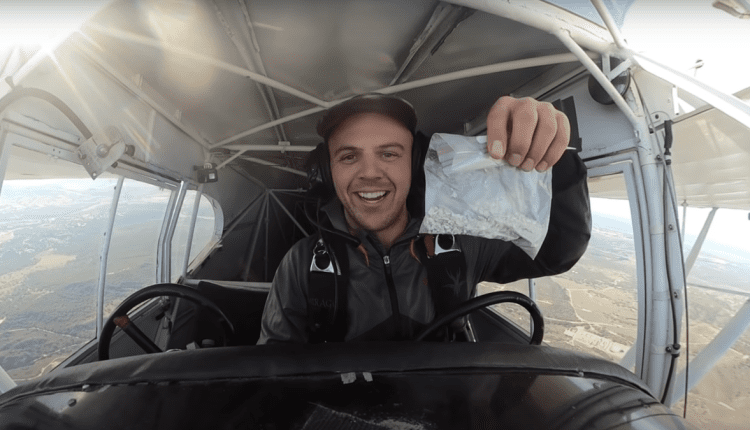 Ο YouTuber παραδέχεται την ενοχή του για σκόπιμη συντριβή αεροπλάνου