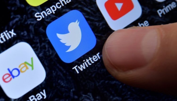 Ο Ιλον Μασκ συνεχίζει τους πειραματισμούς με το Twitter: Προανήγγειλε δυνατότητα video chat και φωνητικών κλήσεων