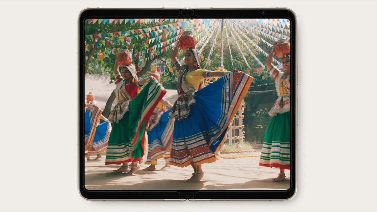 Ρίξτε μια ματιά στα βίντεο του νέου προϊόντος για τα Pixel 7a, Pixel Fold και Pixel Tablet
