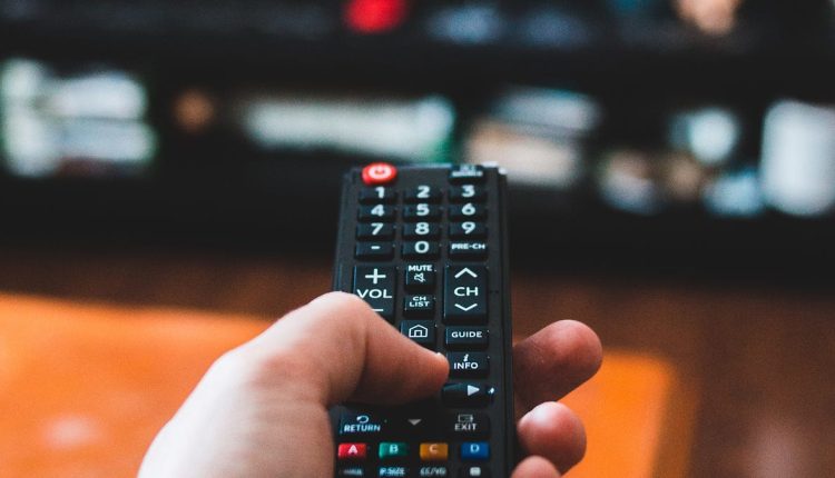 Τα καλύτερα δωρεάν κανάλια τηλεόρασης και ταινιών για κάθε σημαντική συσκευή ροής