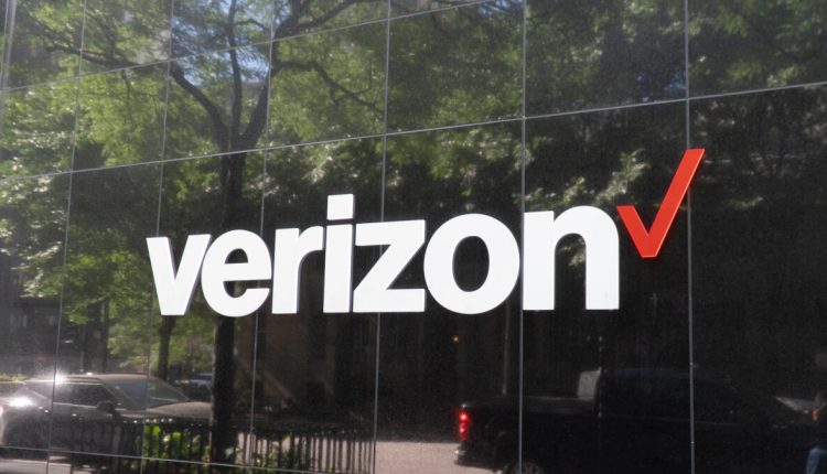 Τα φημολογούμενα νέα προγράμματα Unlimited της Verizon θα ζητούσαν από τους συνδρομητές να πληρώσουν για τα προνόμια που λαμβάνουν τώρα δωρεάν
