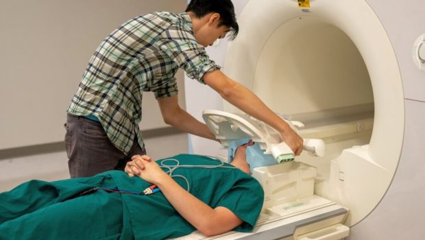 Τεχνητή νοημοσύνη διαβάζει σκέψεις σε τομογραφίες εγκεφάλου