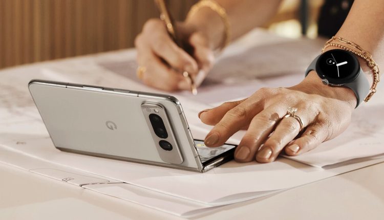 Το Google Pixel Fold δεν ξεδιπλώνεται εντελώς, αλλά μην ανησυχείτε
