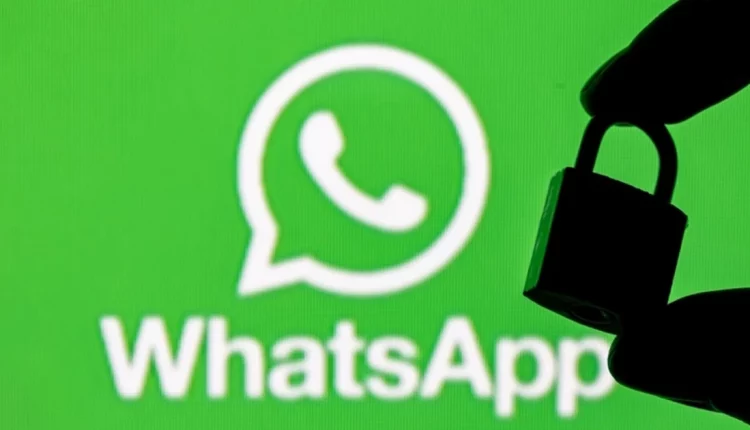 Το WhatsApp έχει μια νέα λειτουργία για τα προσωπικά μηνύματα που δεν πρέπει να δει κανείς