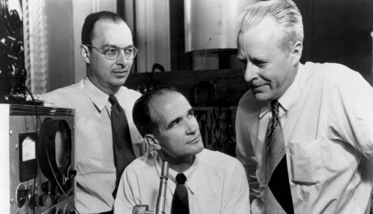 1953 Η ταινία Bell Labs εξηγεί πώς τα τρανζίστορ θα οδηγήσουν στην παραγωγή κινητών συσκευών