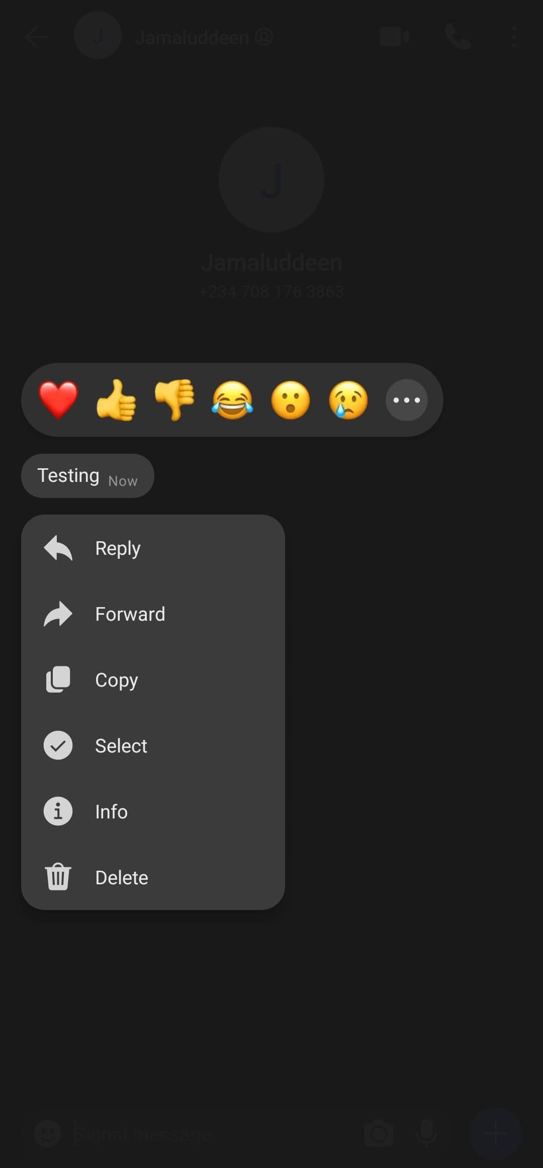 Πατήστε παρατεταμένα ένα μήνυμα και πατήστε μπροστά.