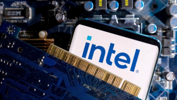Intel: Επένδυση 30 δισ. ευρώ για εργοστάσια ημιαγωγών στη Γερμανία