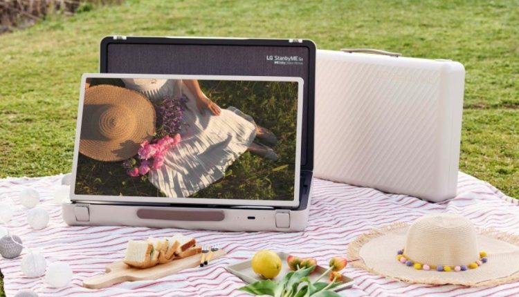 LG StanbyME Go: οθόνη και ηχεία μέσα σε… βαλιτσάκι!