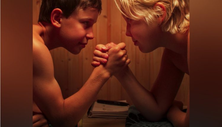 Shower Boys: Το Cinobo παρουσιάζει την πολυσυζητημένη ταινία μικρού μήκους - Digitaltvinfo.gr