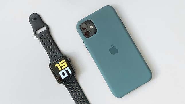 Αφαιρέστε τη θήκη του τηλεφώνου σας εάν προσπαθείτε να το κρυώσετε.