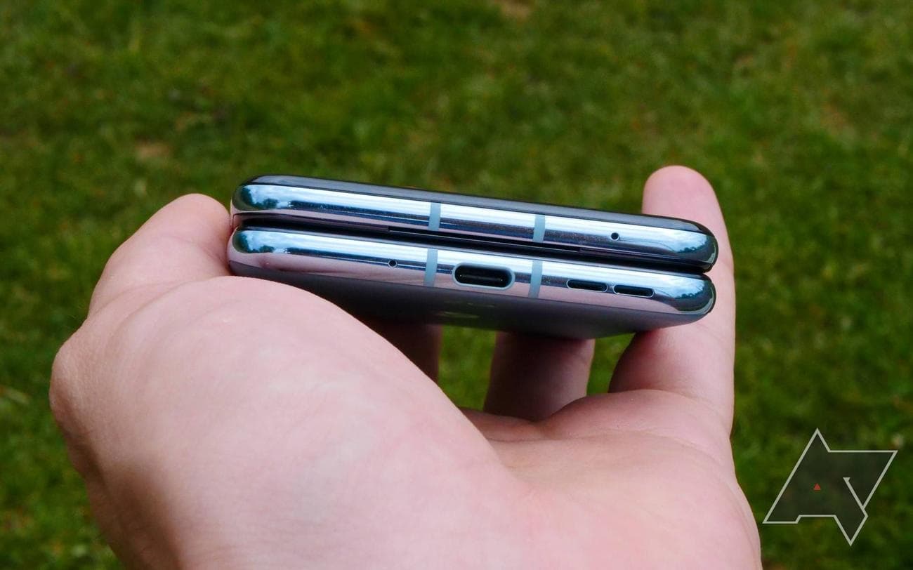 moto-razr-plus-review-13