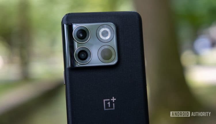 oneplus 10t another camera closeup