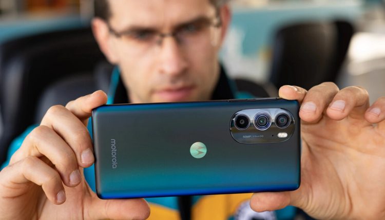 Αποκτήστε ένα από τα καλύτερα τηλέφωνα Motorola με έκπτωση 31% τώρα!
