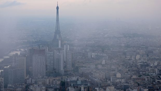 Ατμοσφαιρική ρύπανση: Ιστορική δικαστική απόφαση στη Γαλλία για αποζημίωση πολιτών