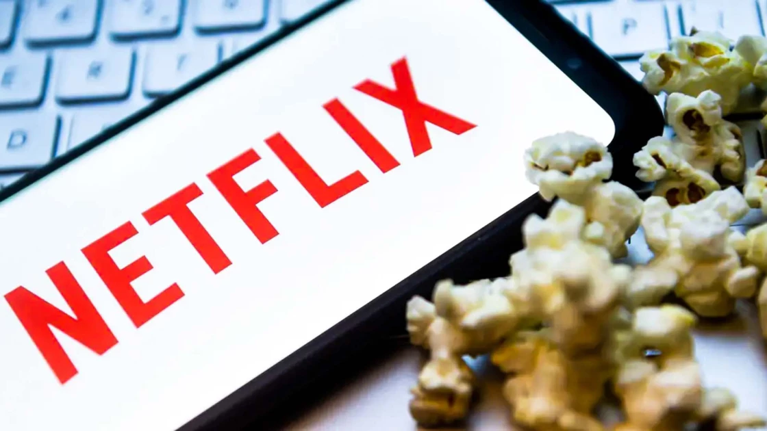 Δείτε ποιες είναι οι δημοφιλέστερες σειρές στο Netflix σήμερα