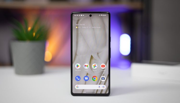 Η Amazon γιορτάζει την Ημέρα του Πατέρα προσθέτοντας μια δωρεάν δωροκάρτα υψηλής αξίας με το Pixel 7
