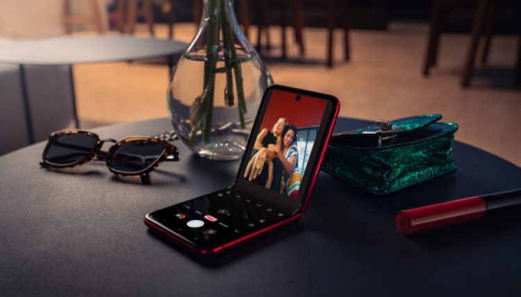 Η Motorola αποκαλύπτει τα razr 40 και razr 40 ultra, προσφέροντας μια "ισορροπημένη εμπειρία smartphone"