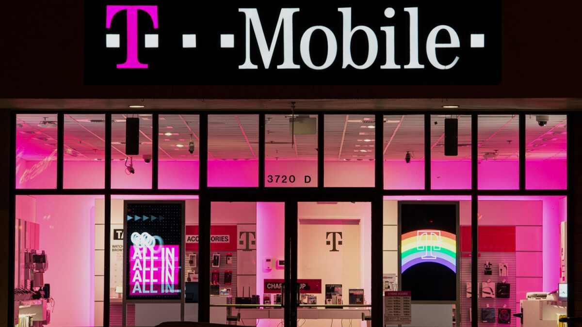 T-Mobile presses ahead with payment method change despite customer outrage