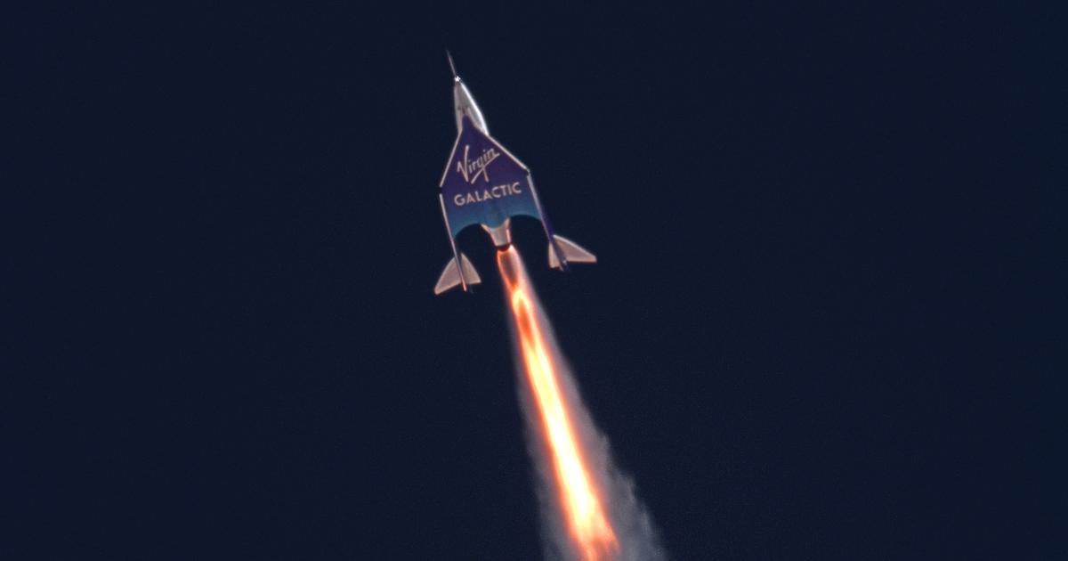 Η Virgin Galactic ολοκληρώνει την πρώτη της εμπορική διαστημική πτήση

