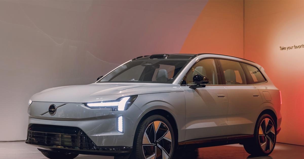 Η Volvo είναι η τελευταία αυτοκινητοβιομηχανία που υιοθετεί το πρότυπο φόρτισης EV της Tesla
