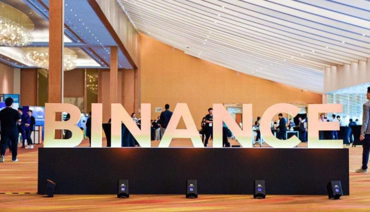 Καθώς τα αρχεία της SEC ζητούν πάγωμα των περιουσιακών στοιχείων του Binance, η αγορά κρυπτογράφησης παραμένει πράσινη