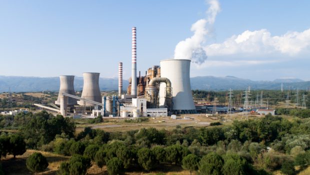 Κλιματική αλλαγή: Μείωση κατά 2,8% των εκπομπών CO2 από χρήση ενέργειας το 2022 – Αύξηση στην Ελλάδα