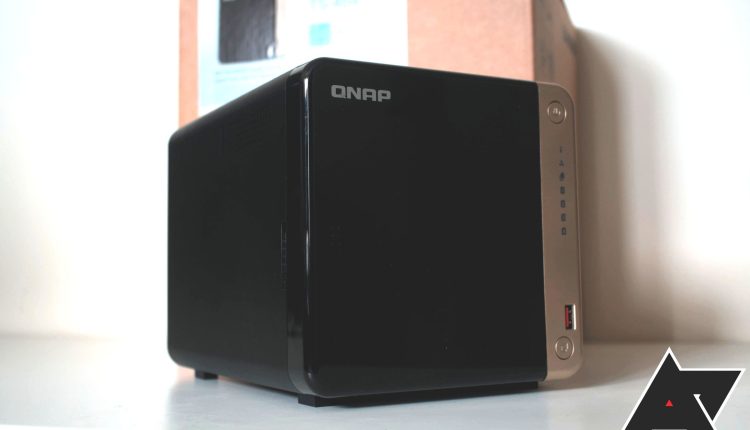 QNAP TS-464