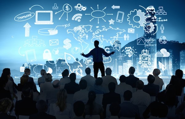 Μπαράζ επενδύσεων για νέα hubs και «φυτώρια» στελεχών ανά την Ελλάδα