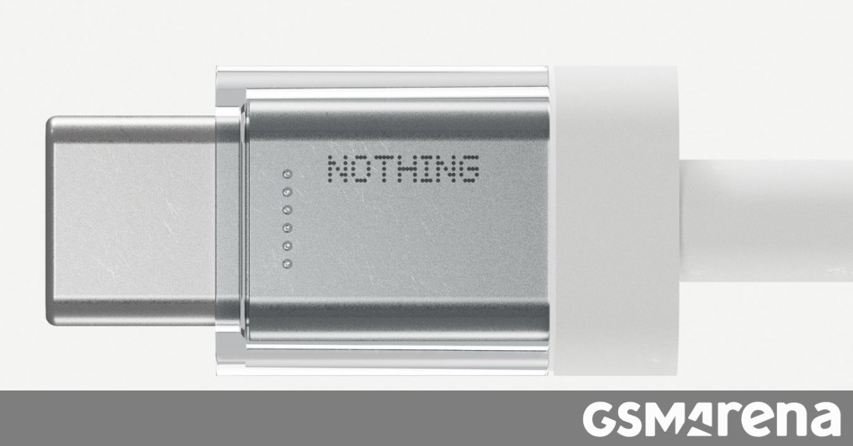 Ο Carl Pei δείχνει το νέο διαφανές καλώδιο για το Nothing Phone (2)
