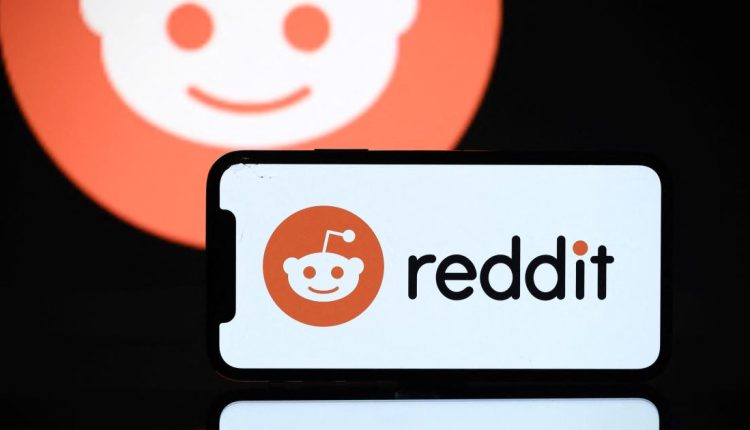 Ο προγραμματιστής της εφαρμογής Reddit λέει ότι οι νέοι κανόνες API του ιστότοπου θα του κοστίσουν 20 εκατομμύρια δολάρια το χρόνο