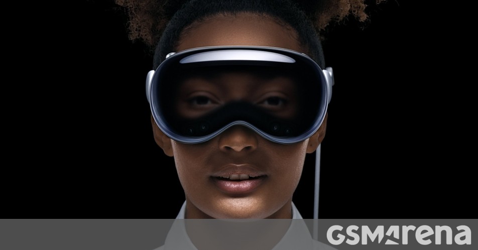 Οι εσωτερικές δοκιμές αποκαλύπτουν ότι το Apple Vision Pro είναι πολύ βαρύ, η Apple εξετάζει μια λύση
