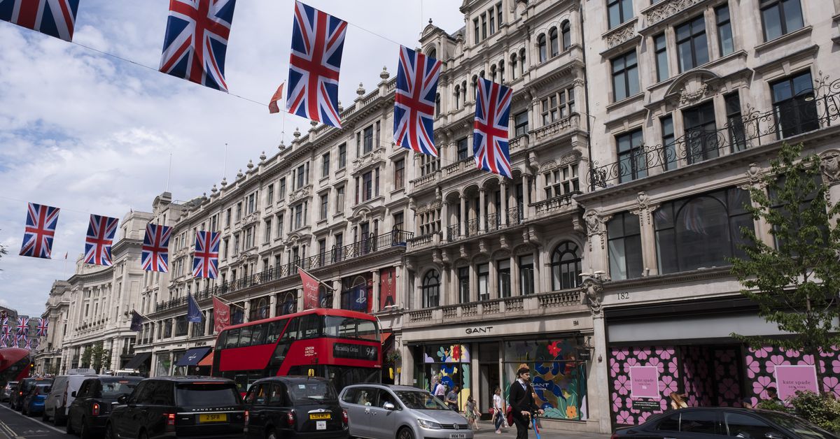 Πώς να αποκτήσετε δωρεάν ηλεκτρική ενέργεια στο Ηνωμένο Βασίλειο
